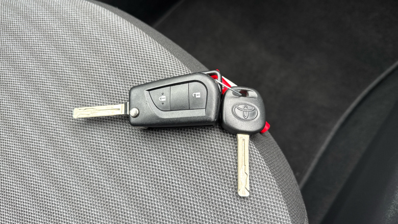 Toyota Aygo 1.0 VVT-i X-Play 5dr Petrol Hatchback